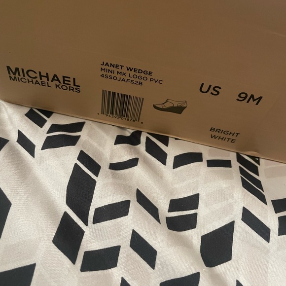 New Michael kors womens wedge sandals sz 9m - Picture 2 of 2